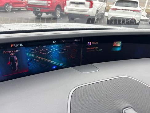 New 2026 Lincoln Nautilus Premier AWD/4WD image 19