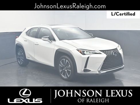 Certified 2022 Lexus UX 250h w/ Accessory Package (Z2) image 3