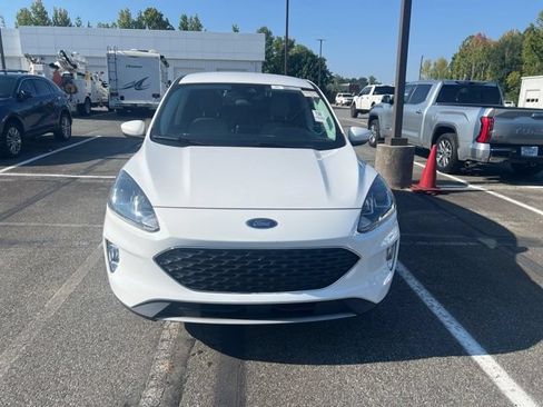 Used 2022 Ford Escape SEL AWD/4WD image 2