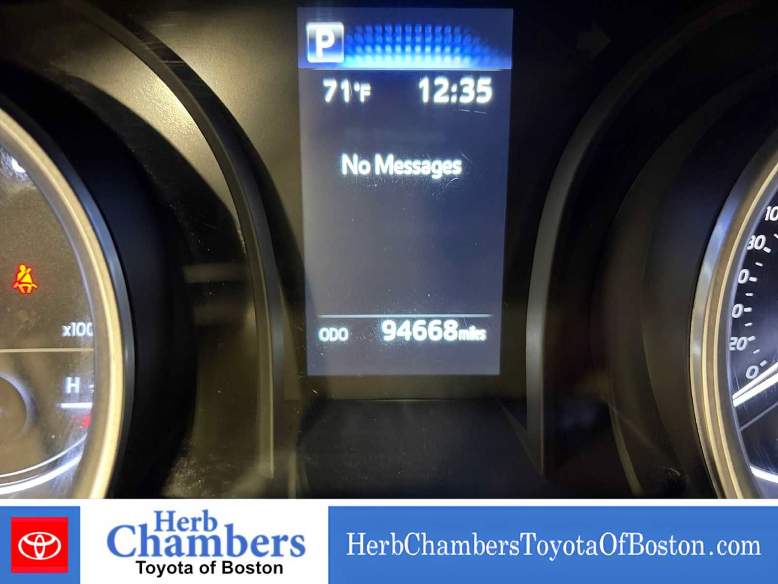 Used 2022 Toyota Camry LE FWD image 5