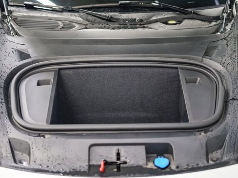 Used 2025 Porsche Taycan 4S image 30