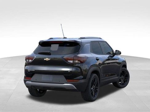 New 2026 Chevrolet TrailBlazer LT w/ Midnight Edition AWD/4WD image 4
