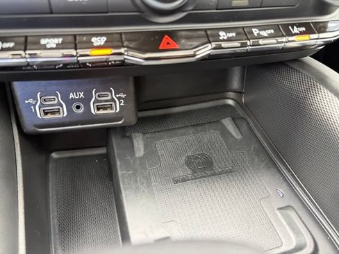 Used 2023 Dodge Durango GT AWD/4WD image 27