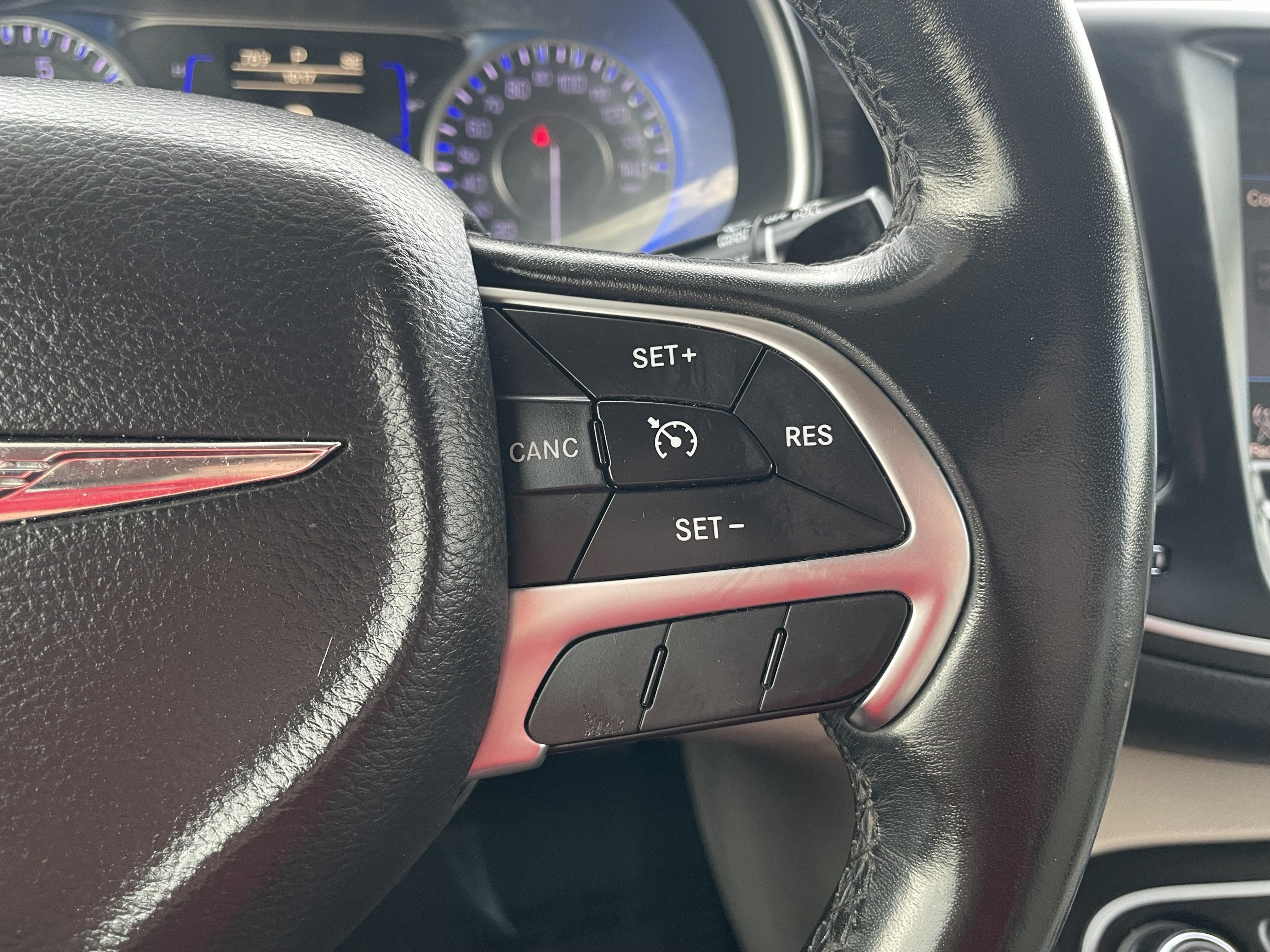 Used 2016 Chrysler 200 Limited FWD image 27