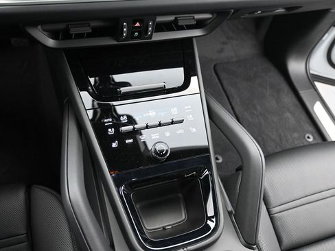 New 2026 Porsche Cayenne Coupe image 27