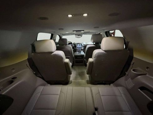 Used 2017 Chevrolet Tahoe LT w/ LT Signature Package image 10