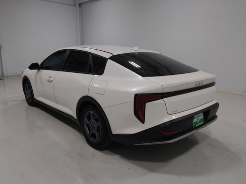 Used 2025 Kia K4 FWD image 5
