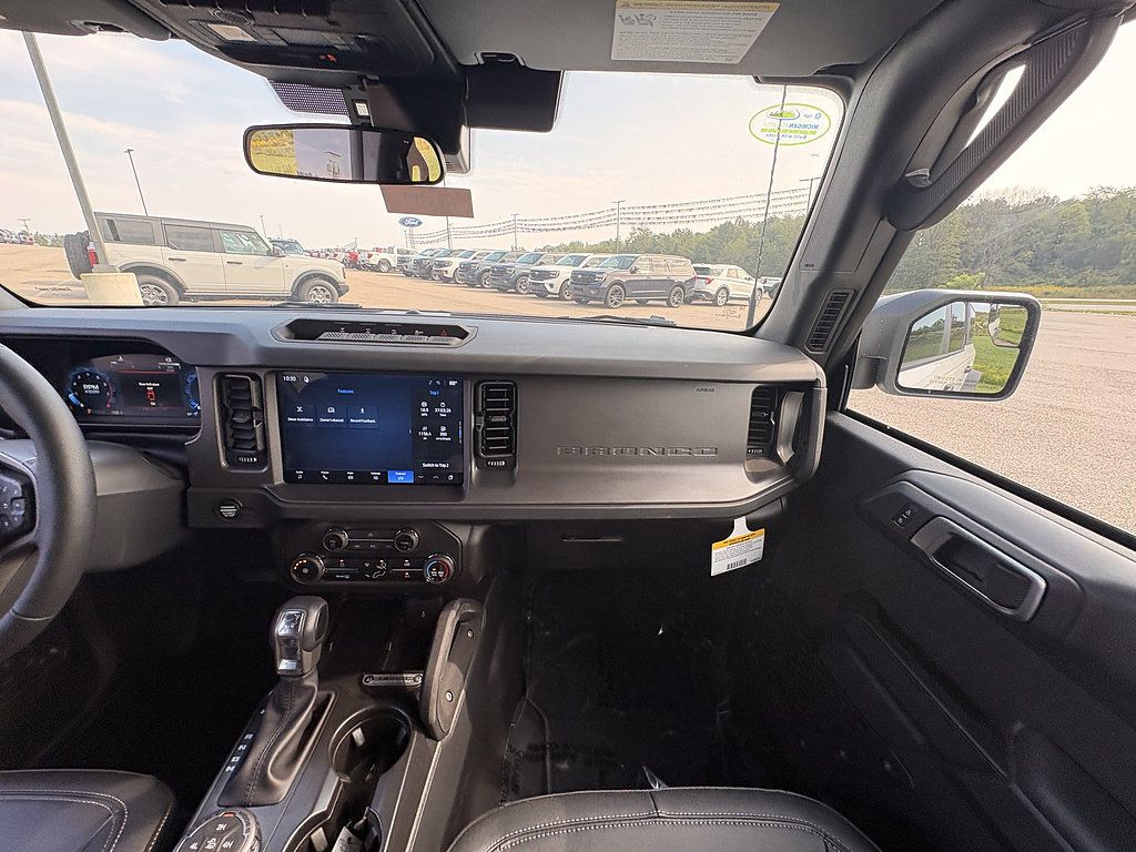 New 2026 Ford Bronco Badlands AWD/4WD image 22