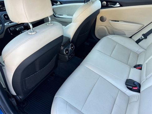 Used 2023 Kia Stinger GT-Line w/ Sun & Sound Package image 12