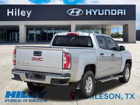 Used 2020 GMC Canyon 2WD Crew Cab w/ Convenience Package image 4