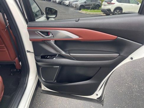 Used 2018 MAZDA CX-9 Signature AWD/4WD image 18
