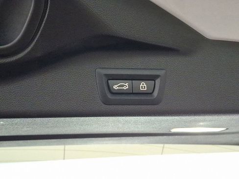 Used 2023 BMW X5 xDrive40i w/ Premium Package image 27