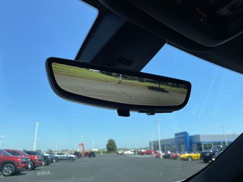 Used 2023 Chevrolet Traverse LT w/ Rear Camera Mirror Package AWD/4WD image 44