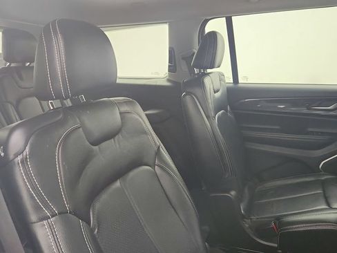 Used 2022 Jeep Grand Cherokee L Laredo w/ Luxury Tech Group I RWD image 21