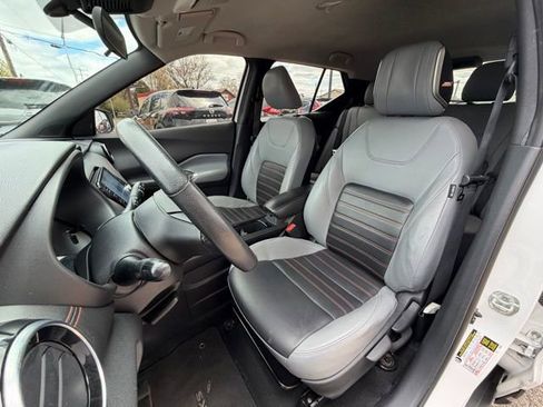 Used 2021 Nissan Kicks SR w/ SR Premium Package FWD image 10