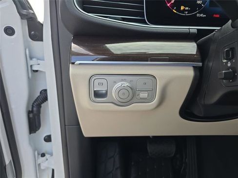 New 2026 Mercedes-Benz GLE 450 4MATIC image 36