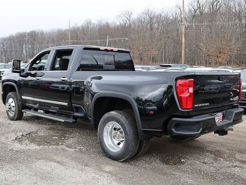 New 2026 Chevrolet Silverado 3500 High Country w/ Technology Package image 3