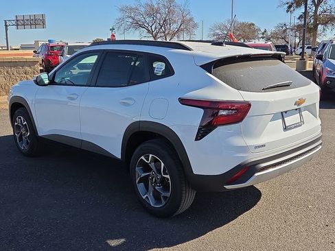 New 2026 Chevrolet Trax LT image 3