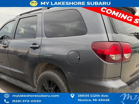 Used 2020 Toyota Sequoia TRD Sport w/ TRD Sport Premium Package AWD/4WD image 9