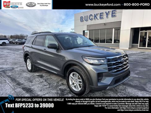 Used 2025 Ford Explorer Active image 1