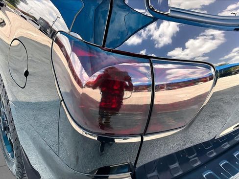 Used 2016 Toyota Sequoia SR5 RWD image 29