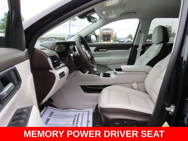 New 2026 GMC Terrain Denali w/ LPO, Black Badging Package AWD/4WD image 18