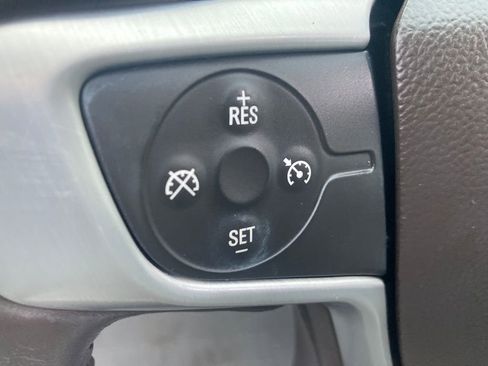 Used 2019 GMC Acadia SLT w/ LPO, Floor Liner Package image 42