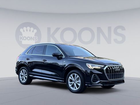 Used 2023 Audi Q3 2.0T Premium AWD/4WD image 10