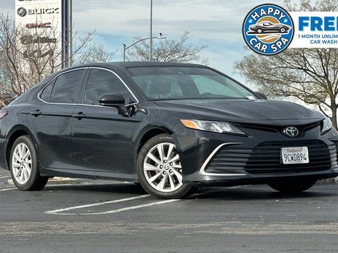 Used 2023 Toyota Camry LE image 1