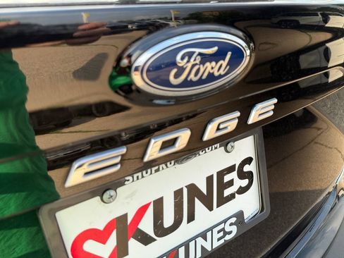 Used 2024 Ford Edge SEL AWD/4WD image 36