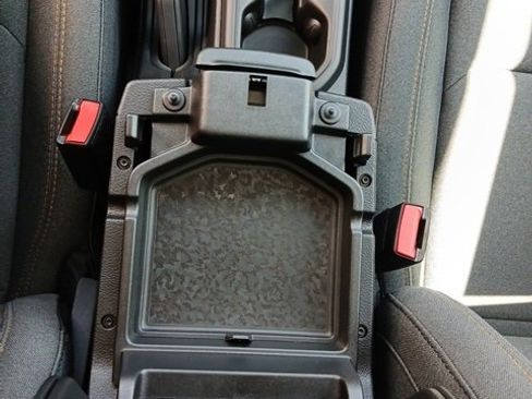 New 2025 Jeep Gladiator Sport image 40