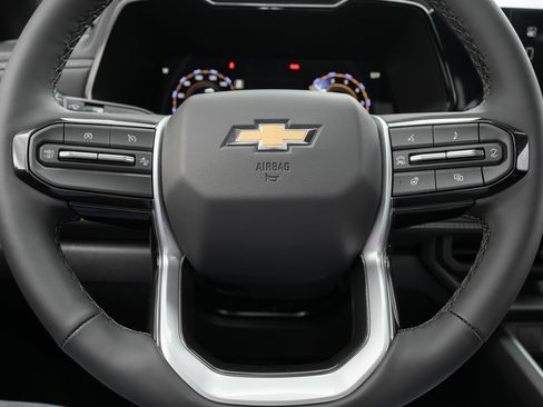 New 2026 Chevrolet Colorado LT image 40