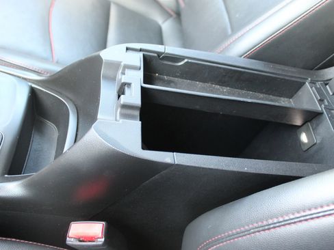 Used 2022 Chevrolet Equinox RS w/ RS Leather Package FWD image 30