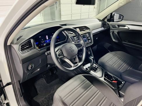 Used 2022 Volkswagen Tiguan S image 20