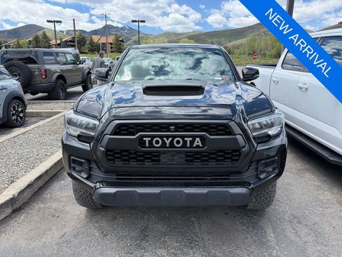 Used 2021 Toyota Tacoma TRD Pro AWD/4WD image 2