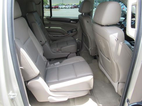 Used 2015 GMC Yukon XL SLT w/ HD Trailering Package RWD image 33