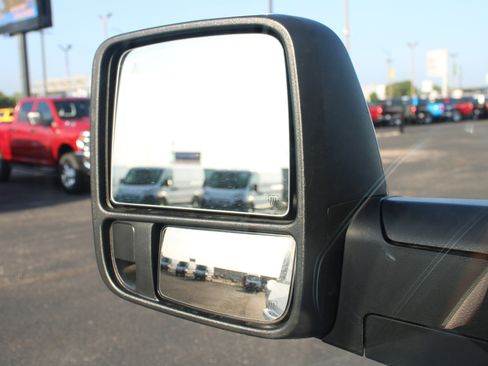 New 2025 RAM 2500 Laramie image 9