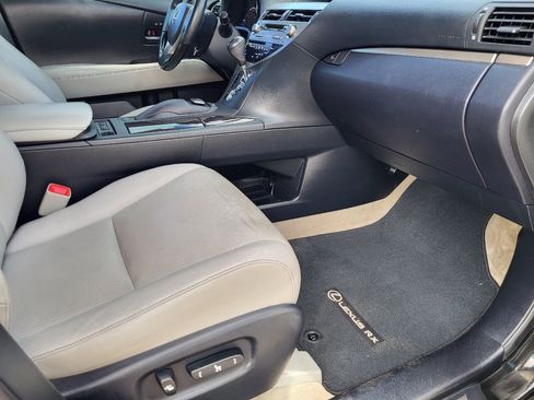 Used 2013 Lexus RX 450h FWD image 19
