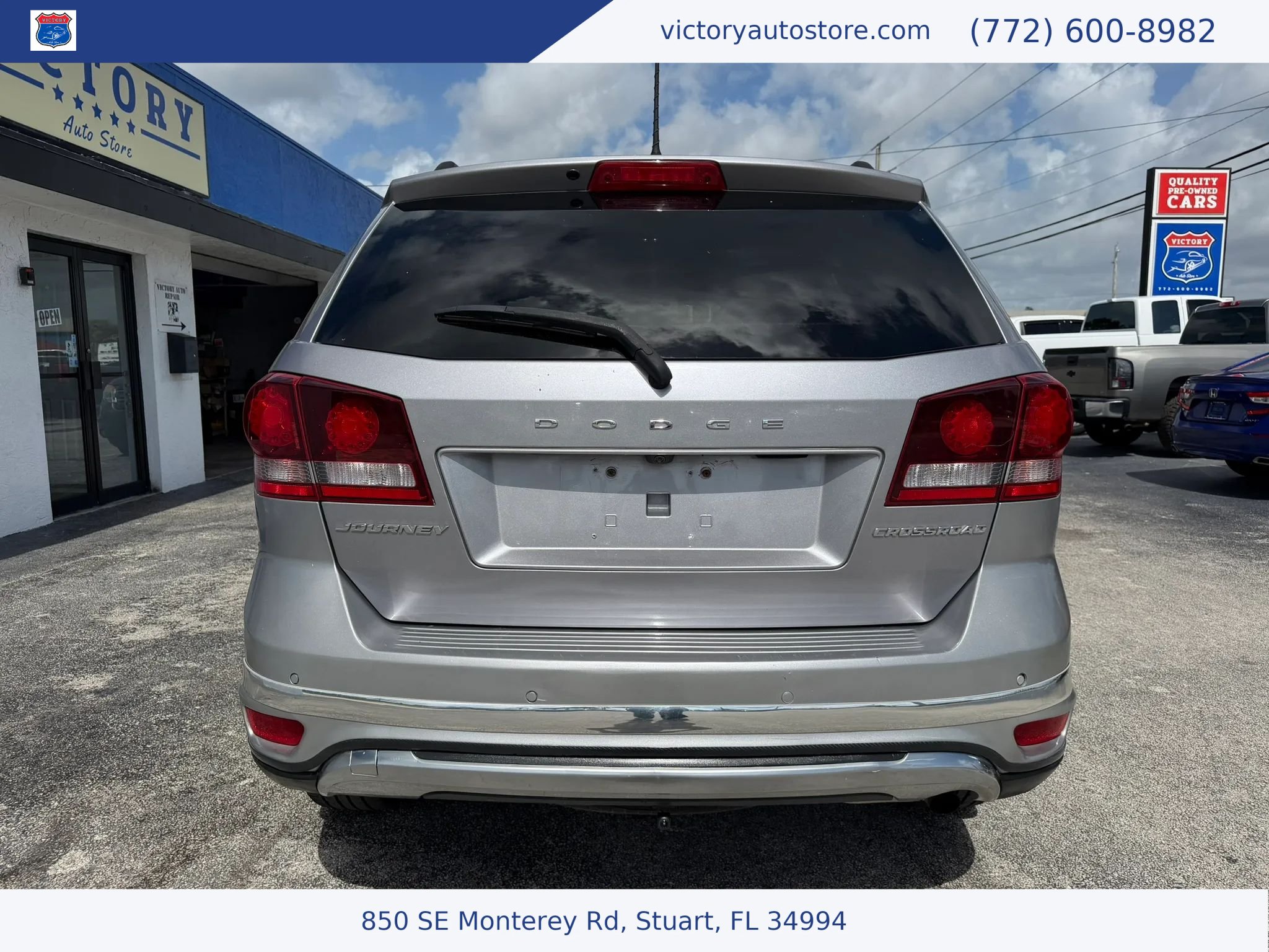 Used 2020 Dodge Journey Crossroad FWD image 4