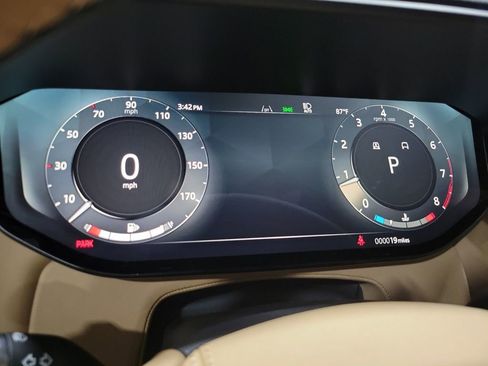 New 2025 Land Rover Range Rover Sport Dynamic SE image 17