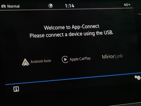 Certified 2023 Volkswagen Tiguan SE image 28