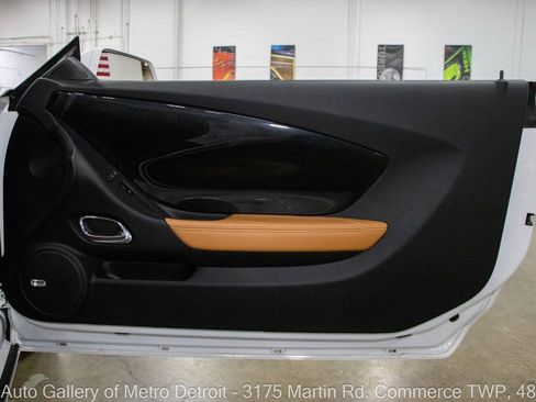 Used 2013 Chevrolet Camaro LT RWD image 33