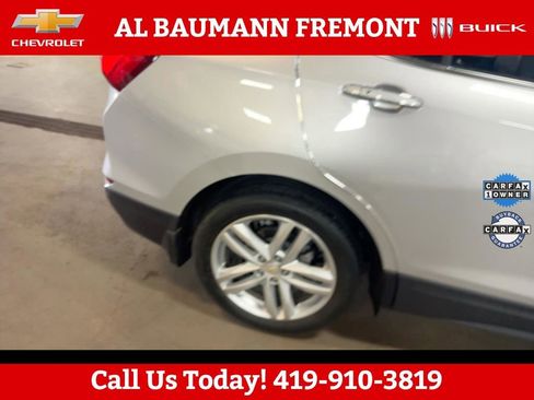 Used 2018 Chevrolet Equinox Premier image 29