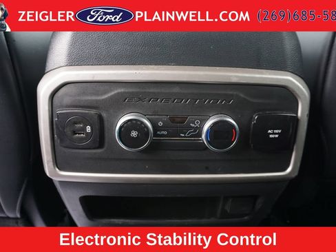 Used 2022 Ford Expedition XLT AWD/4WD image 14