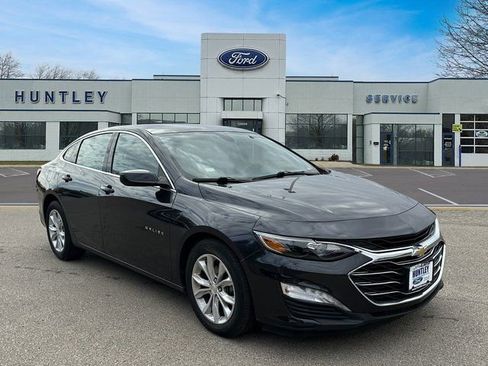 Used 2022 Chevrolet Malibu LT image 4