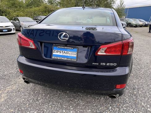 Used 2011 Lexus IS 250 AWD w/ Premium Pkg Value Edition image 3