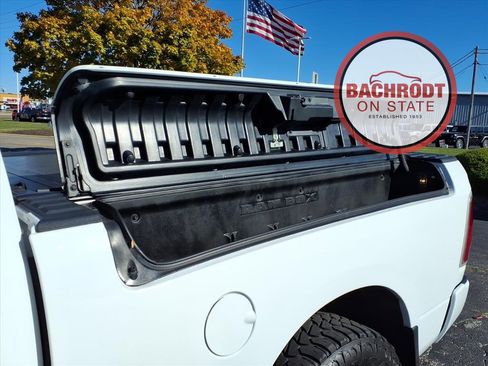 Used 2014 RAM 1500 Limited image 9