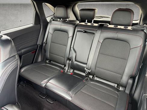 Used 2025 Ford Escape ST-Line image 22