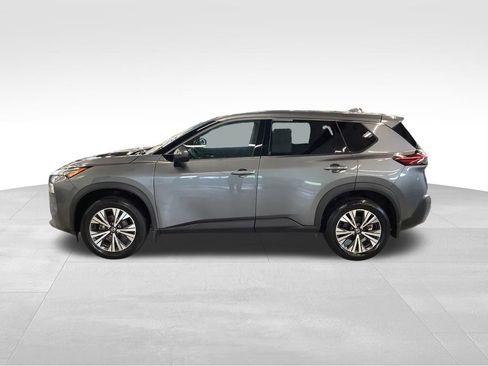 Used 2021 Nissan Rogue SV AWD/4WD image 3