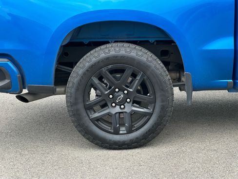 Used 2022 Chevrolet Silverado 1500 Custom AWD/4WD image 23
